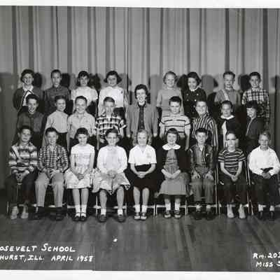 Roosevelt School Class, 1958