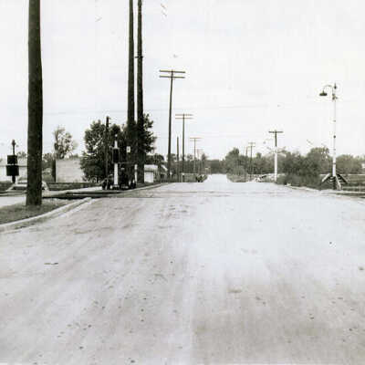 Chicago, Aurora and Elgin crossing at Spring Road