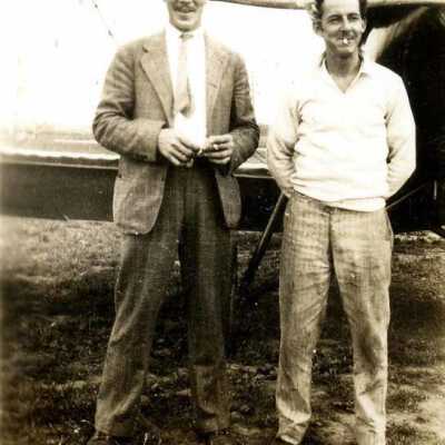 Elmhurst Airport, pilots