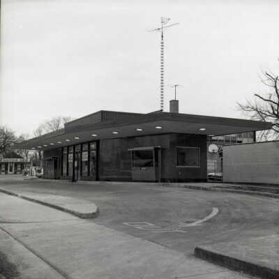Elmhurst National Bank Drive-In Facility