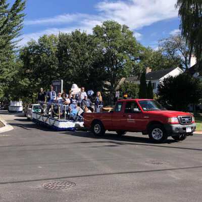 Elmhurst University Homecoming parade, 2021