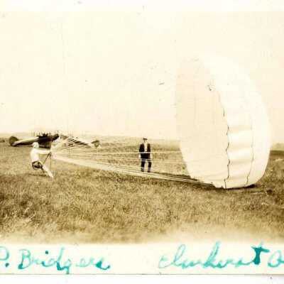 Elmhurst Airport, parachutist