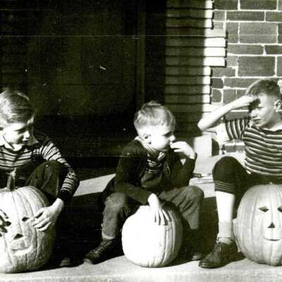 Children with Jack-o-Lanterns