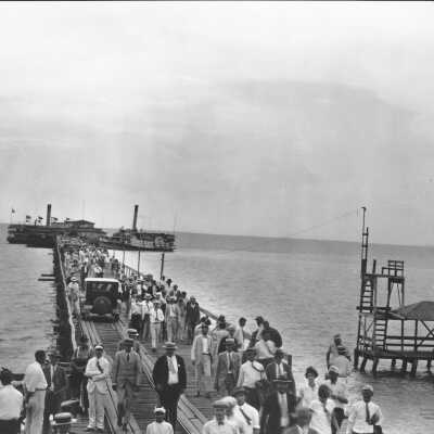 Fairhope pier during the Bay boat era - circa early 1920's