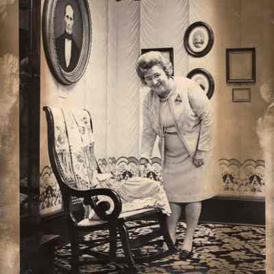 Charlotte Swinehart in the Museum