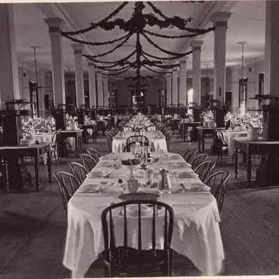 "Dining Hall"- Vassar College: SM.1971.1.267sss (Vail logo on back of photo)