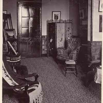 "Senior Parlor of '80"- Vassar College: SM.1971.1.267uuu (Vail logo on back of photo)