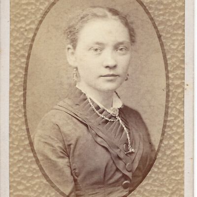 unknown female, Class of 1876