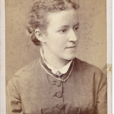unknown female, Class of 1876