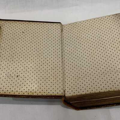 FIC 2015.65 inside front cover: Copyright: The Sutliff Museum; Origsize: 6.5 x 2.25 x 5.25"; Origformat: Artifact; Resolution: 72 dpi