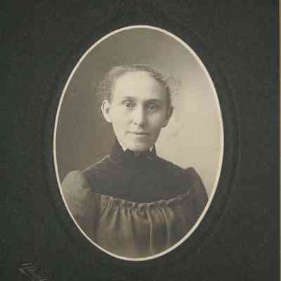 Phebe T. Sutliff, 1900