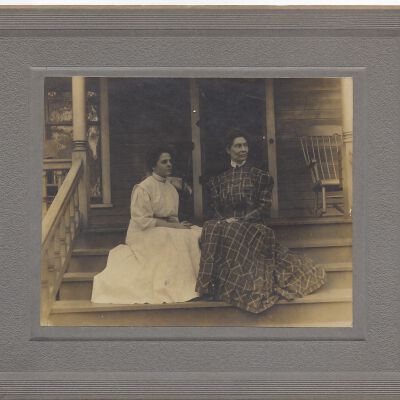 Unidentified Women Cabinet Card