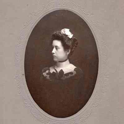 Edith Dray, 1896
