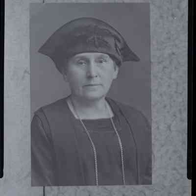 Negative of Phebe T Sutliff, c. 1924