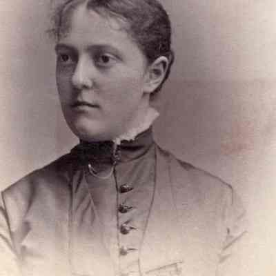 Emma Celestia Brownell, '80: SM.1971.1.267ww (Vail logo on back of photo)