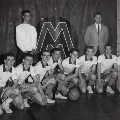 Boys Basketball Reserves