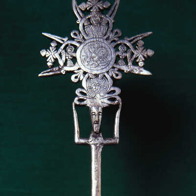 Metal Hand Cross