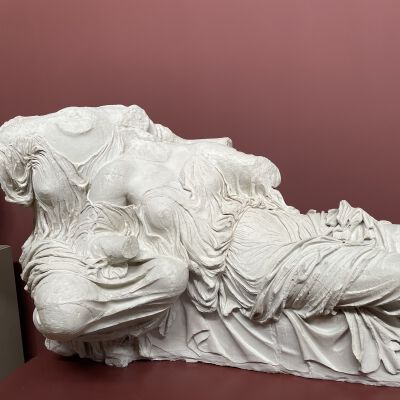 Reclining Goddesses: Dione and Aphrodite