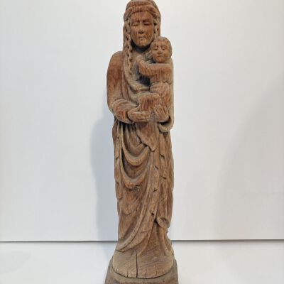 Sculpture of the standing Virgin Mary - 4