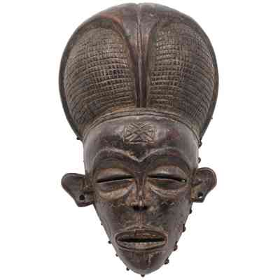 Female Ancestor Mask (Pwo)