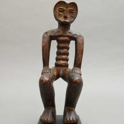 Early 20th-Century Figure (Iginga) from the Democratic Republic of Congo