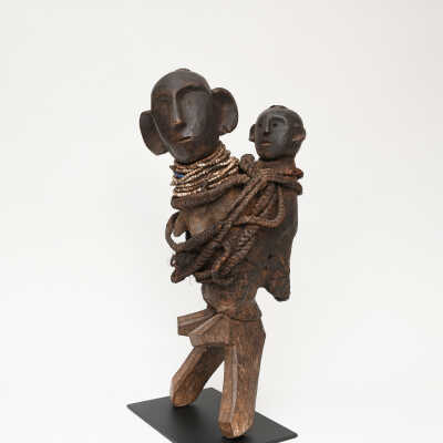 Maternity Figure (Bùthib deèwábii)