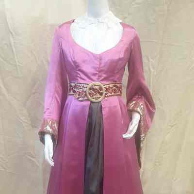 Shown with belt, underskirt and shirt bib accessories