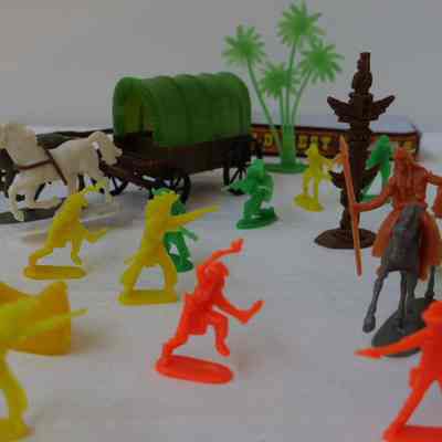 Toys- Figurines