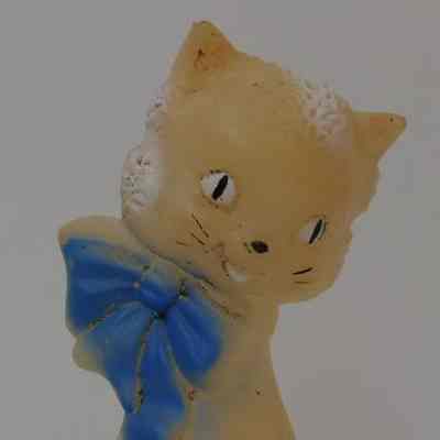 Toy-Rubber cat
