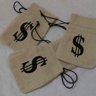 Small cotton bags