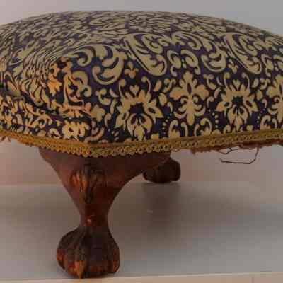 Foot stool