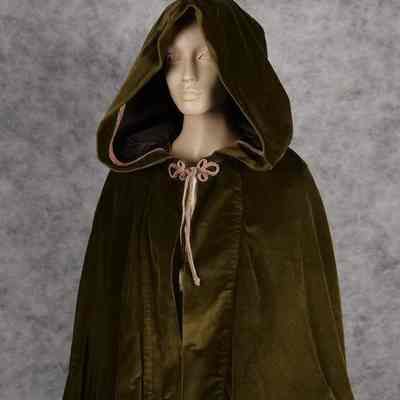 Cape- Hood