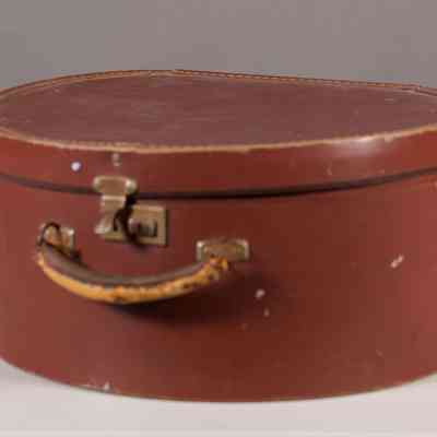 Travel case- Leather Hat box