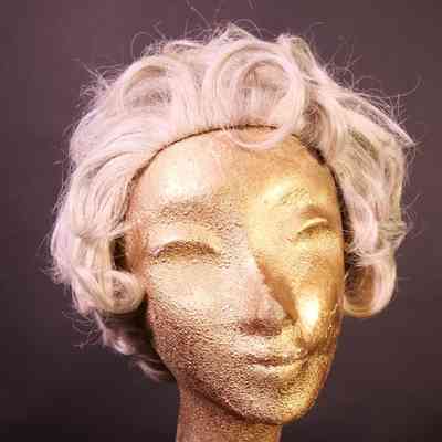 Wig- curls short