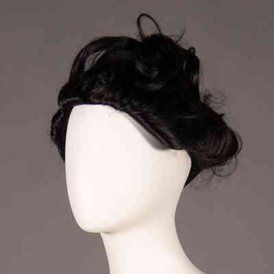 Wig- Top Knot Bun