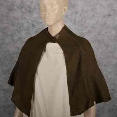 Cape- Short