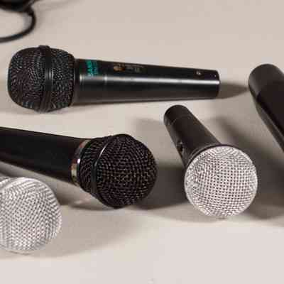 Microphones- Hand held