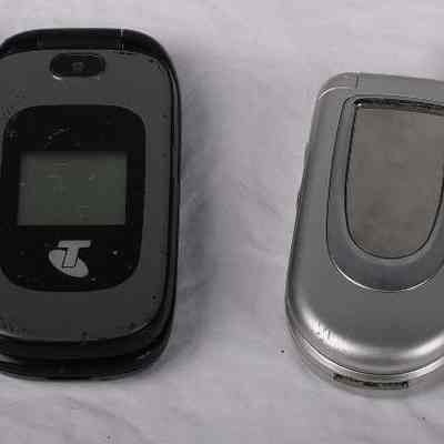 Mobile Phones- Flip