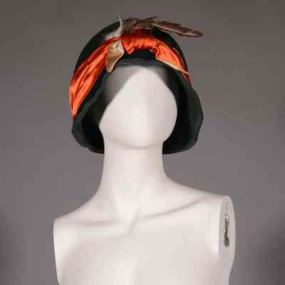 Hat- Cloche