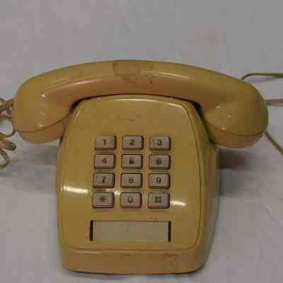 Telephone-Analogue Button