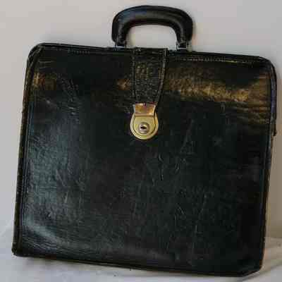 Briefcases- Bifold Leather