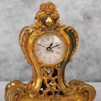 Clock- Table