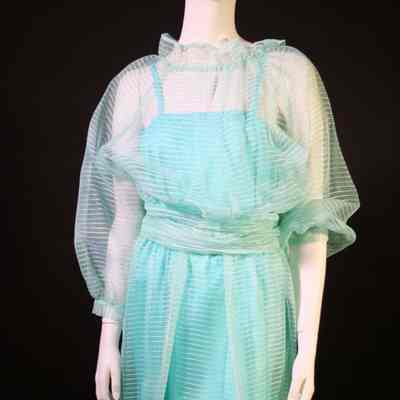 80's dress- Bridesmaid