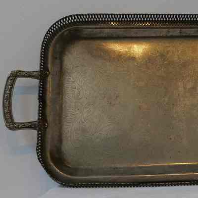 Not including handles measures- 40 cm x 30 cm