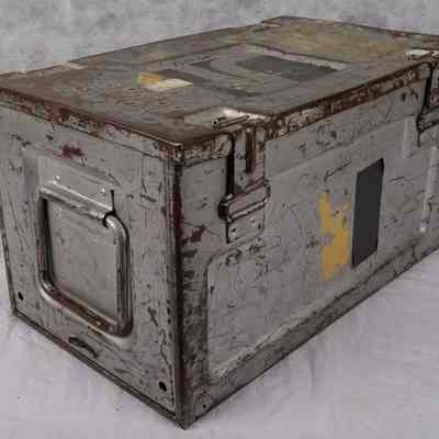 Chest- Metal