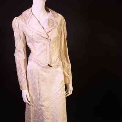 1900's outfit