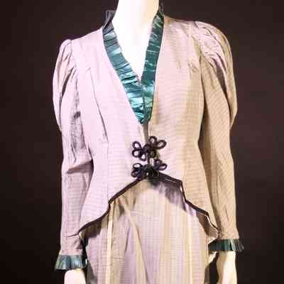 1900's outfit