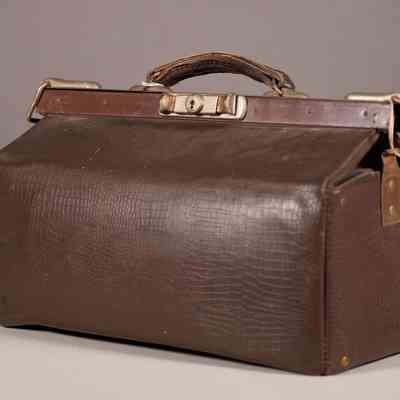 Bag- Doctors