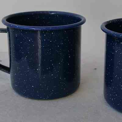Cups- Enamel mugs