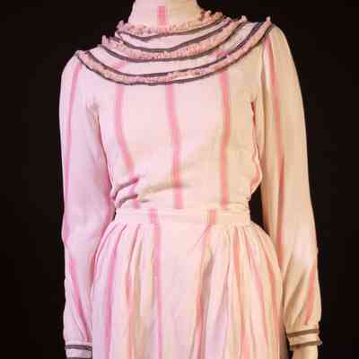 1900's outfit